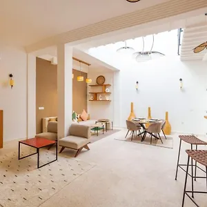 Privatise - 2 & Petit Dejeuner -terrasse Villa
